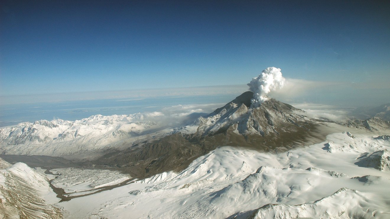 



The NISAR mission will help researchers get a better understanding of how Earth’s surface changes over time, including in the lead-up to volcanic eruptions like the one pictured, at Mount Redoubt in southern Alaska in April 2009.

Credit: R.G. McGimsey/AVO/USGS


